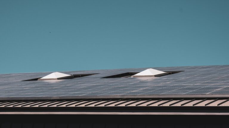 Städtische Dachflächen auch für PV-Anlagen von Energiegenossenschaften