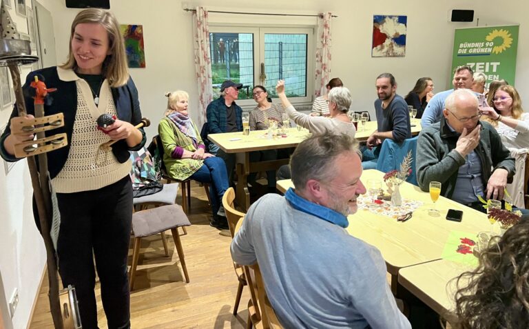 Wahlkampfanalyse beim Helfer*innenfest